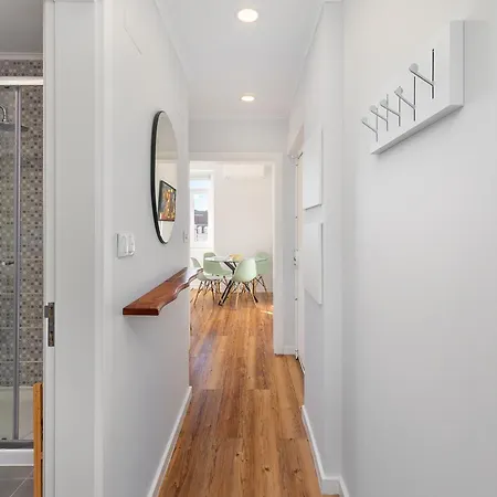דירה Stylish 2br With Amazing Natural Light By Soulplaces *